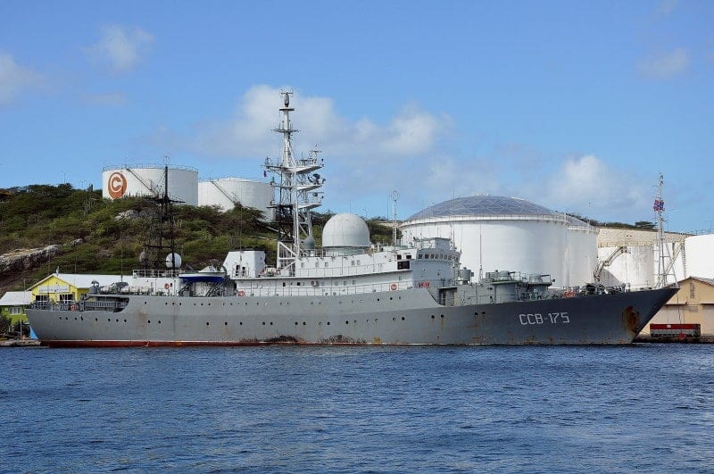 Rosyjski okręt szpiegowski w pobliżu USA