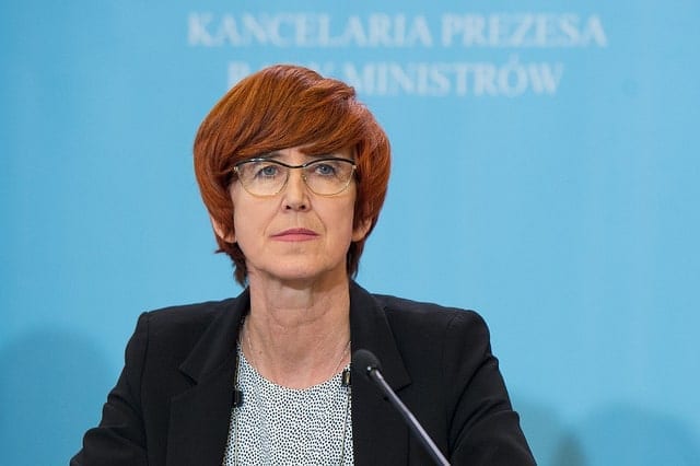 Minister Elżbieta Rafalska