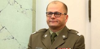 Generał Jarosław Kraszewski